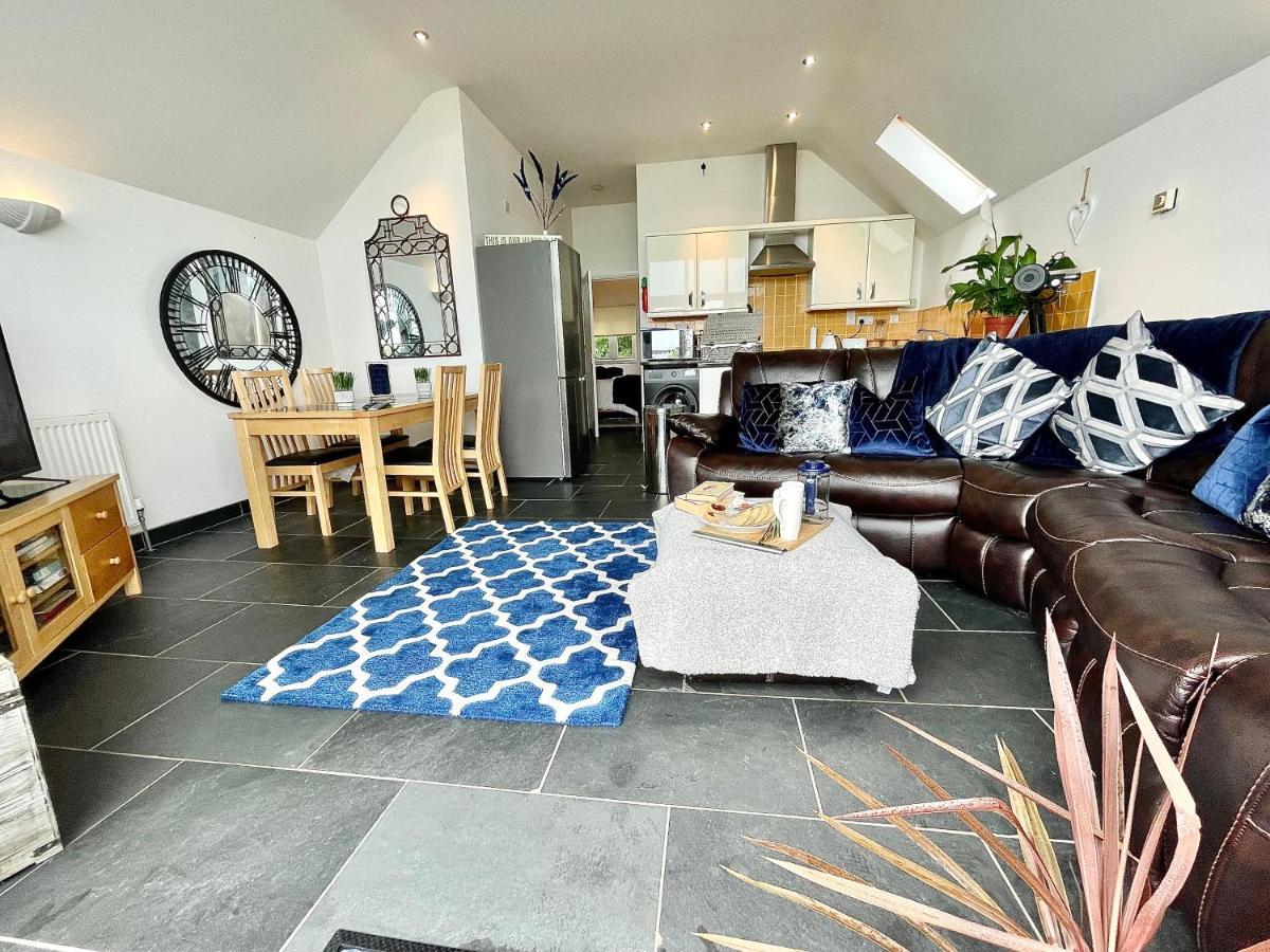 The Mermaids Watch Pendine Dog Friendly Appartement Buitenkant foto